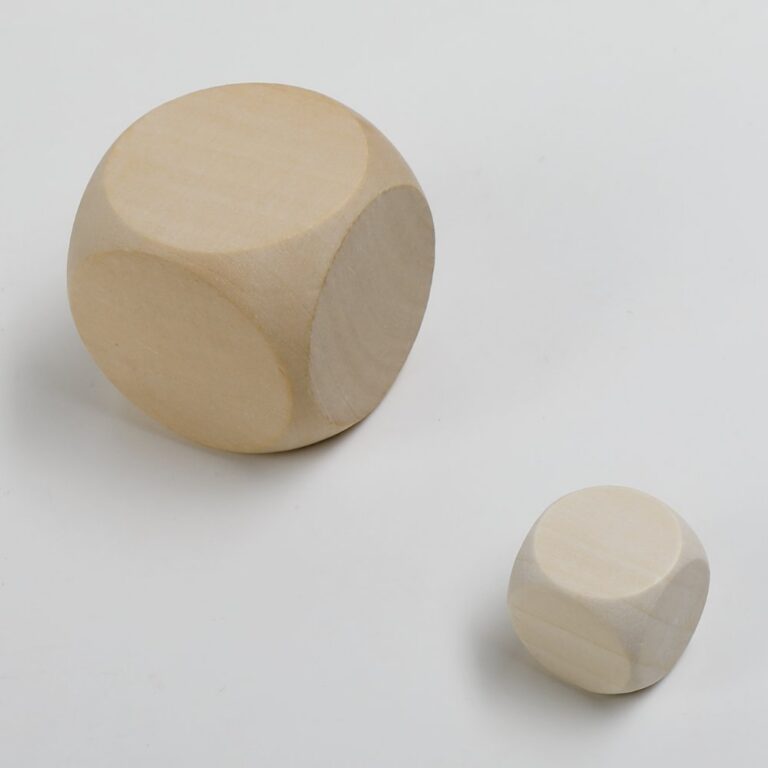 Wooden Loose Beads Rounded Wooden Dice Cubes